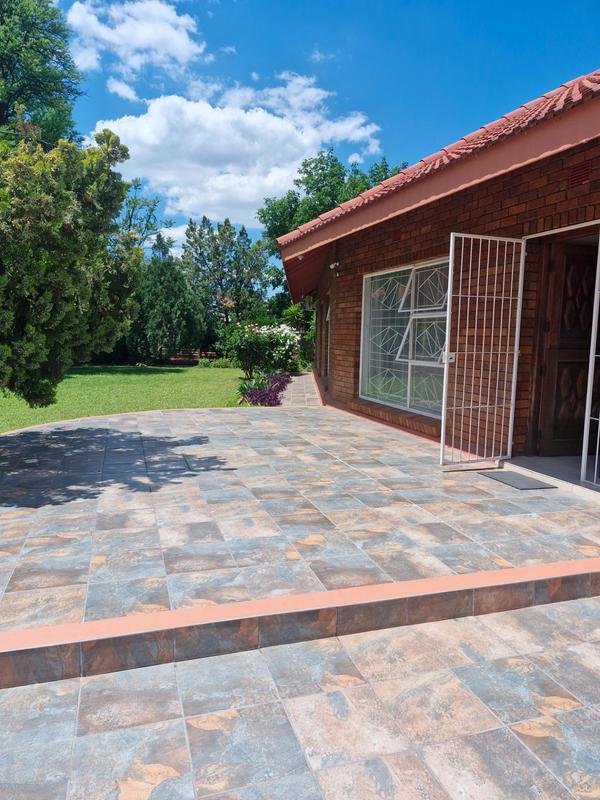 4 Bedroom Property for Sale in Vryburg North West